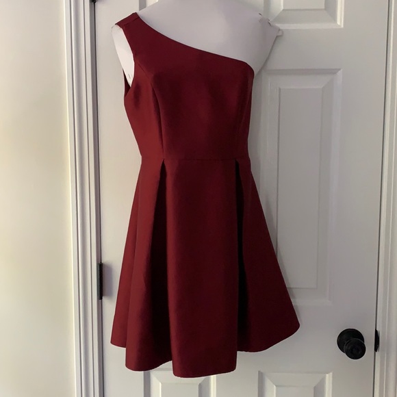 Lulus Dresses & Skirts - Lulu’s Cocktail Dress
